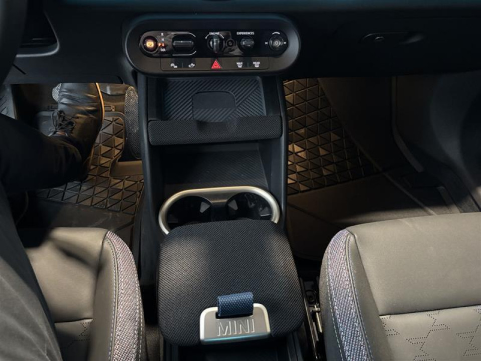 2026 MINI Countryman - Image 3