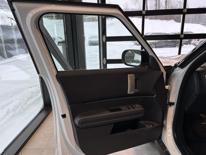 2026 MINI Countryman - Image 10