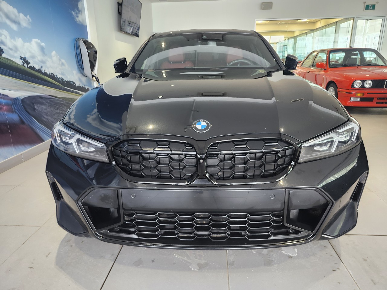 2024 BMW 3 Series - Image 10