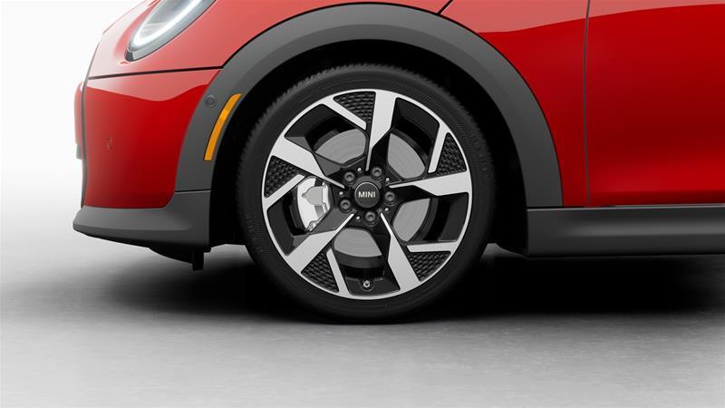 2026 MINI 3 Door - Image 7