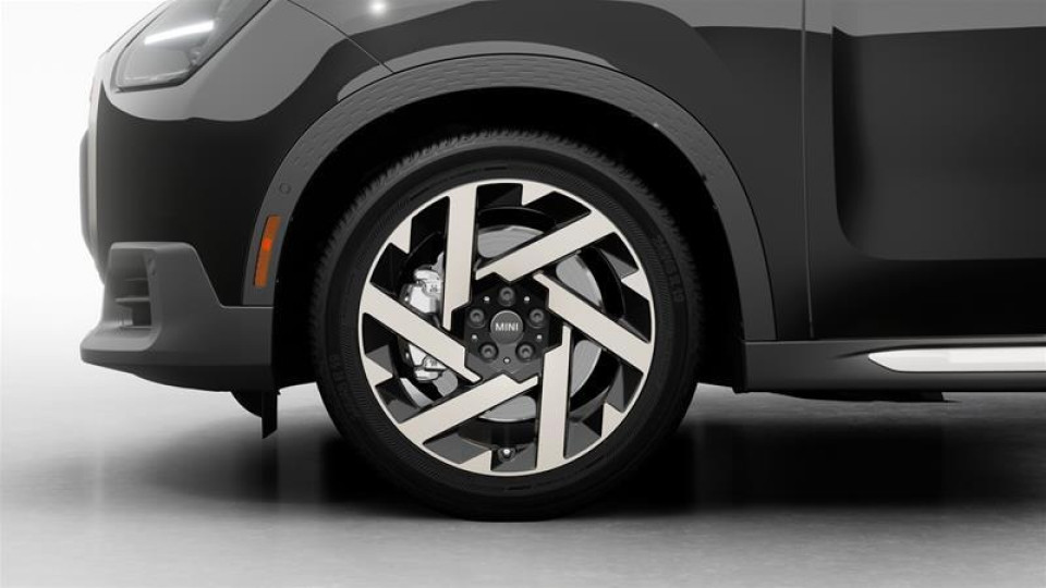 2026 MINI Countryman - Image 8