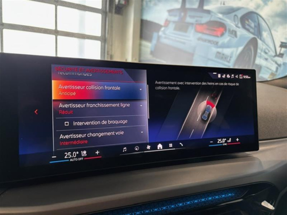 2025 BMW i4 - Image 17