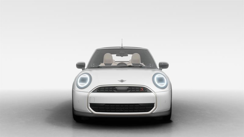2026 MINI Cabriolet - Image 3
