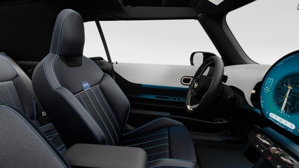 2026 MINI Cabriolet - Image 13
