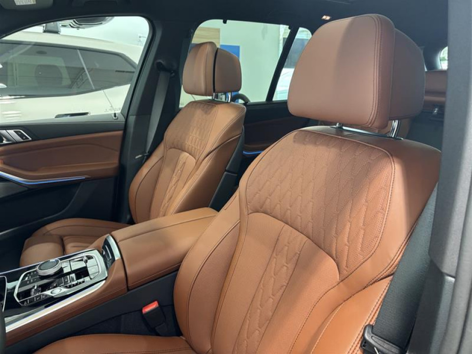2026 BMW X5 - Image 9