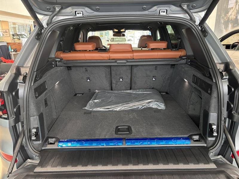 2026 BMW X5 - Image 16