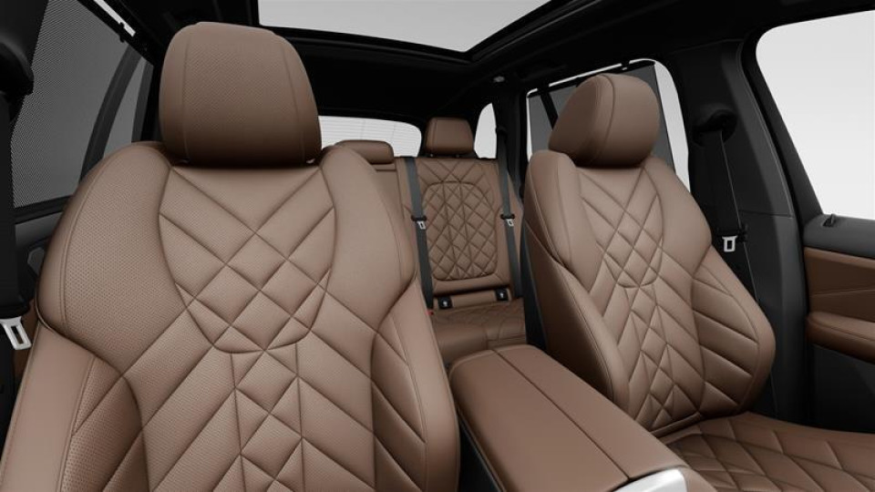 2026 BMW X5 - Image 12