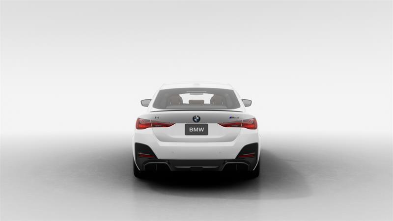 2025 BMW i4 - Image 5