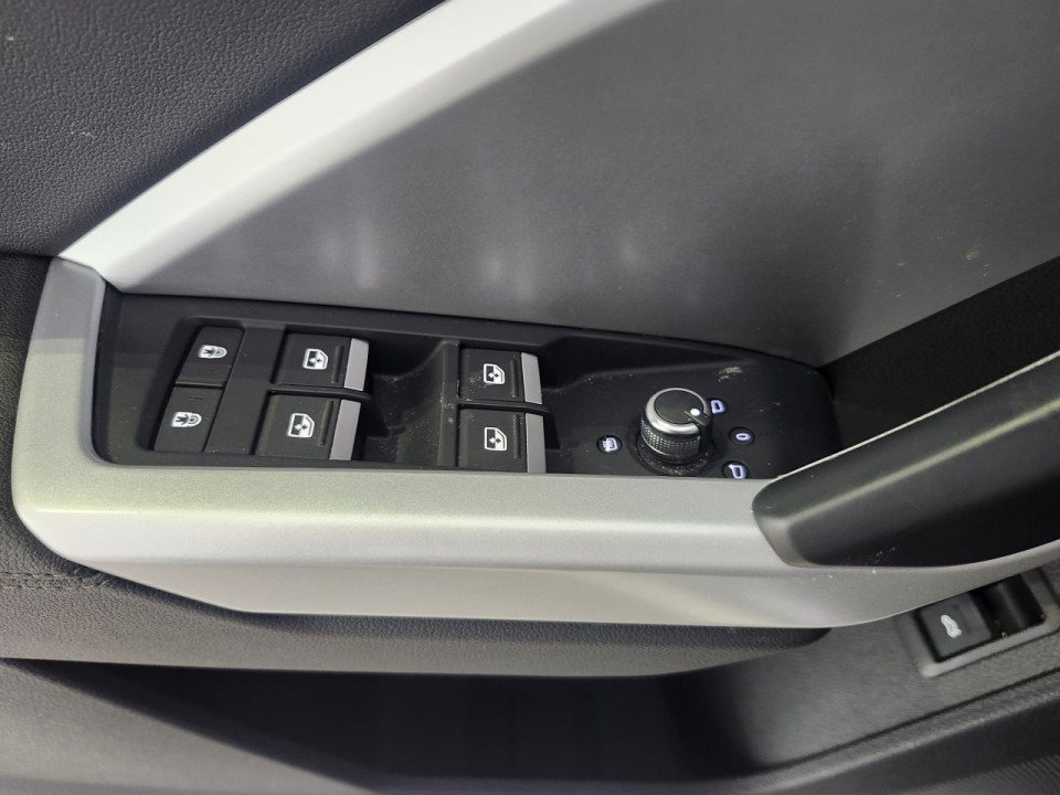 2021 Audi Q3 - Image 22