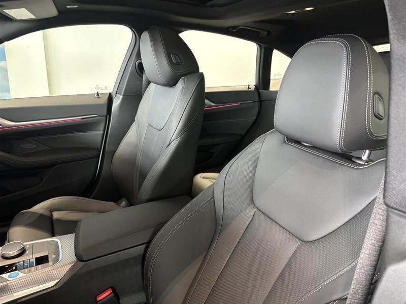 2025 BMW i4 - Image 14