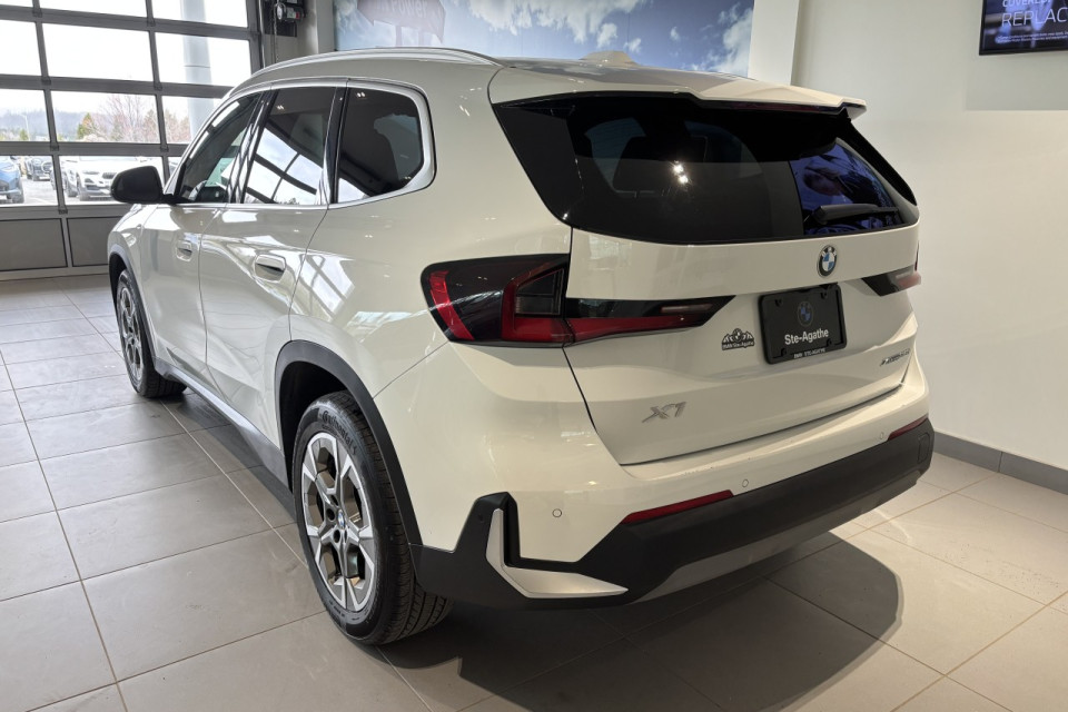 2023 BMW X1 - Image 4