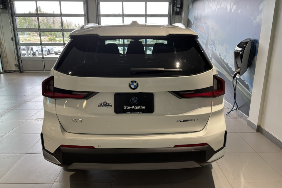 2023 BMW X1 - Image 5