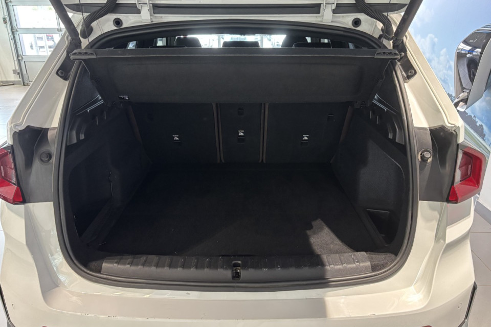 2023 BMW X1 - Image 6