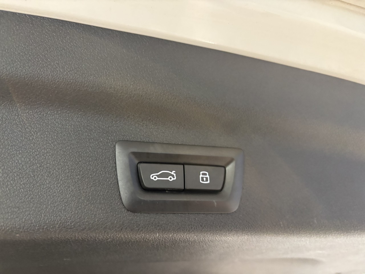 2023 BMW X1 - Image 7