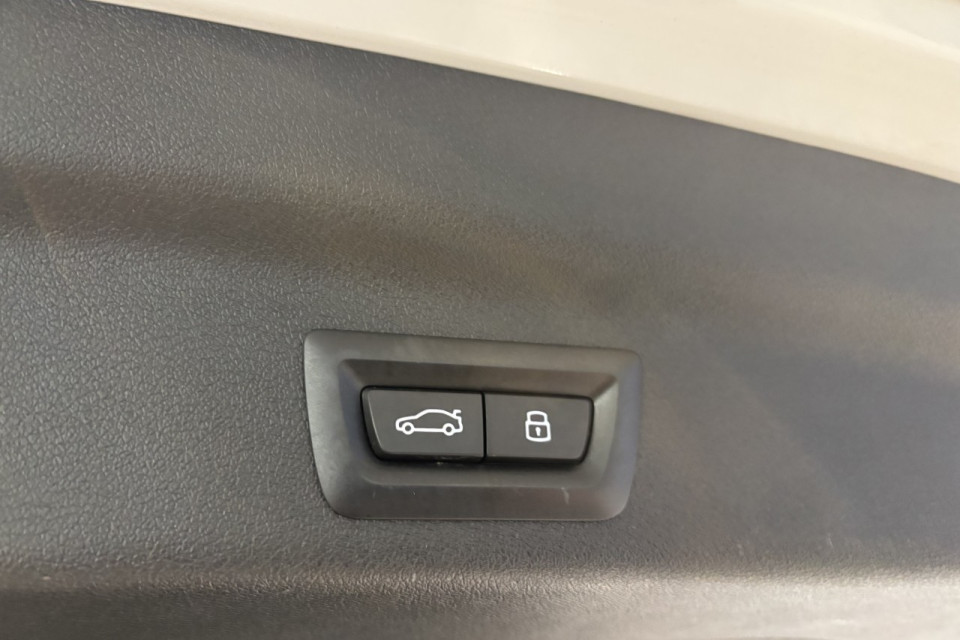 2023 BMW X1 - Image 7