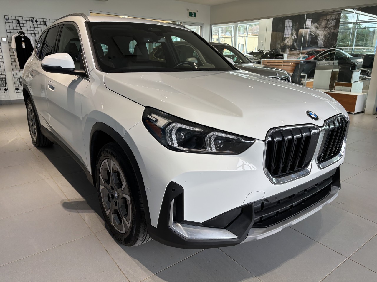 2023 BMW X1 - Image 9