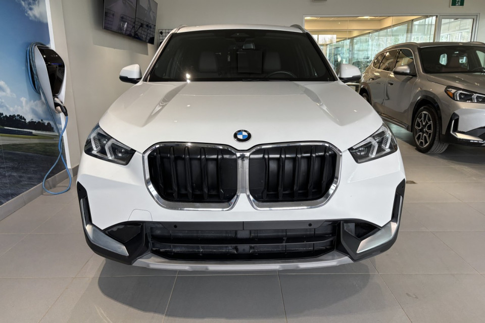 2023 BMW X1 - Image 10