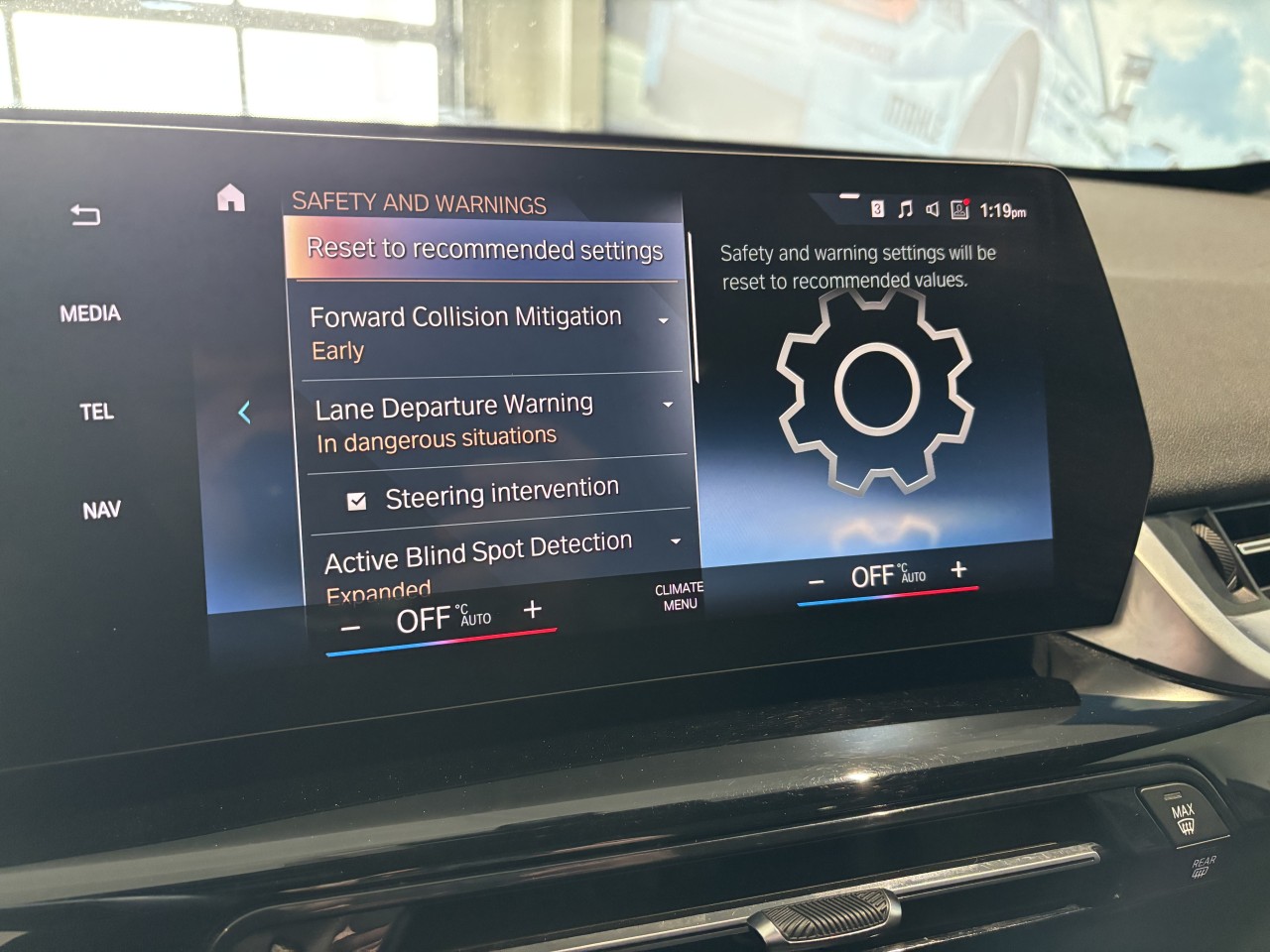 2023 BMW X1 - Image 17