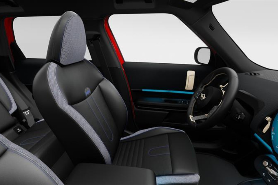 2027 MINI Countryman - Image 9
