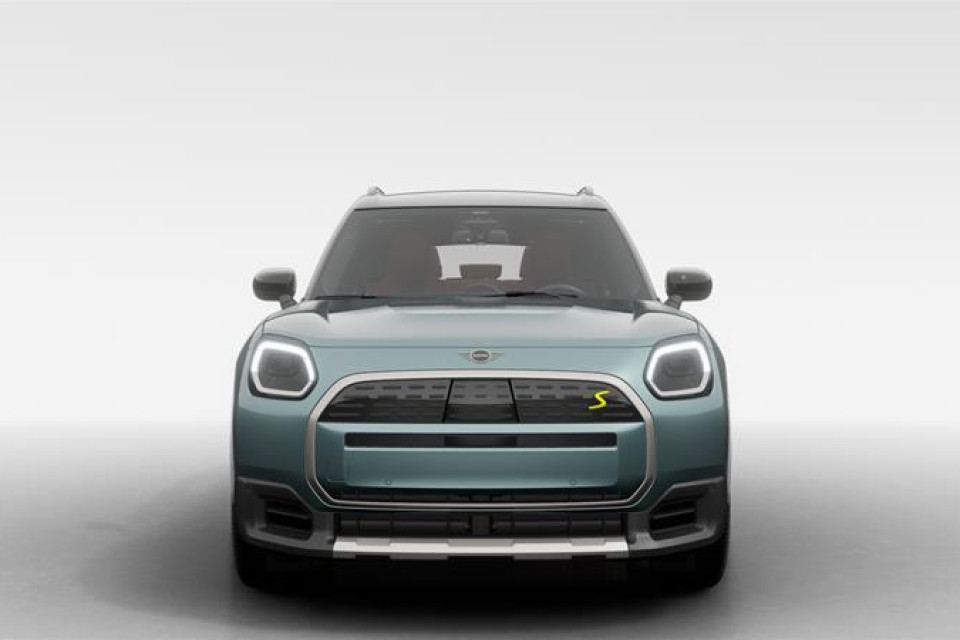 2027 MINI Countryman - Image 2