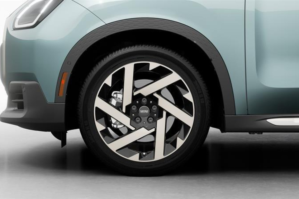 2027 MINI Countryman - Image 7