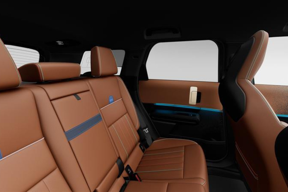 2027 MINI Countryman - Image 9