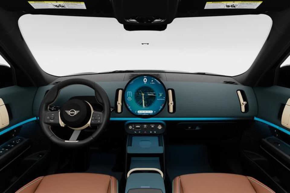 2027 MINI Countryman - Image 11
