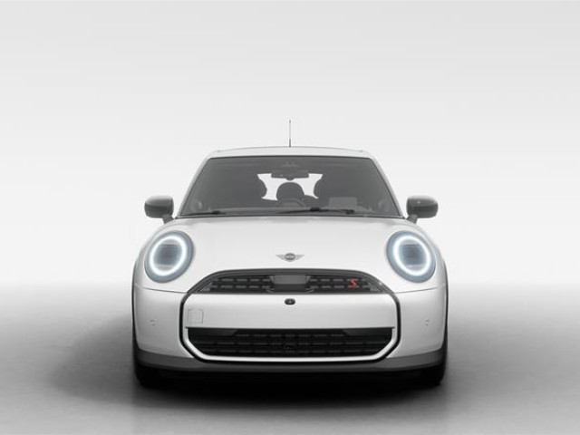 2026 MINI 5 Door — 3