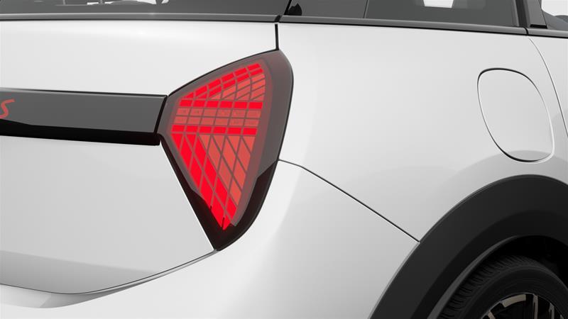 2026 MINI 5 Door - Image 8