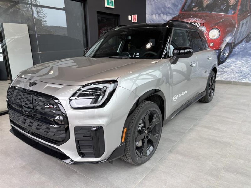 2026 MINI Countryman - Image 1