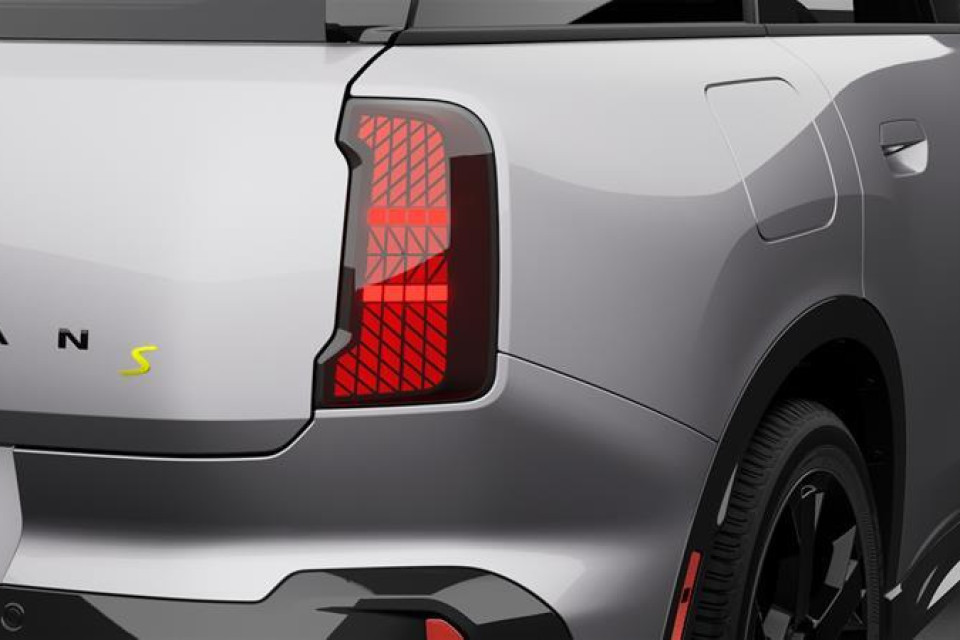 2026 MINI Countryman - Image 8