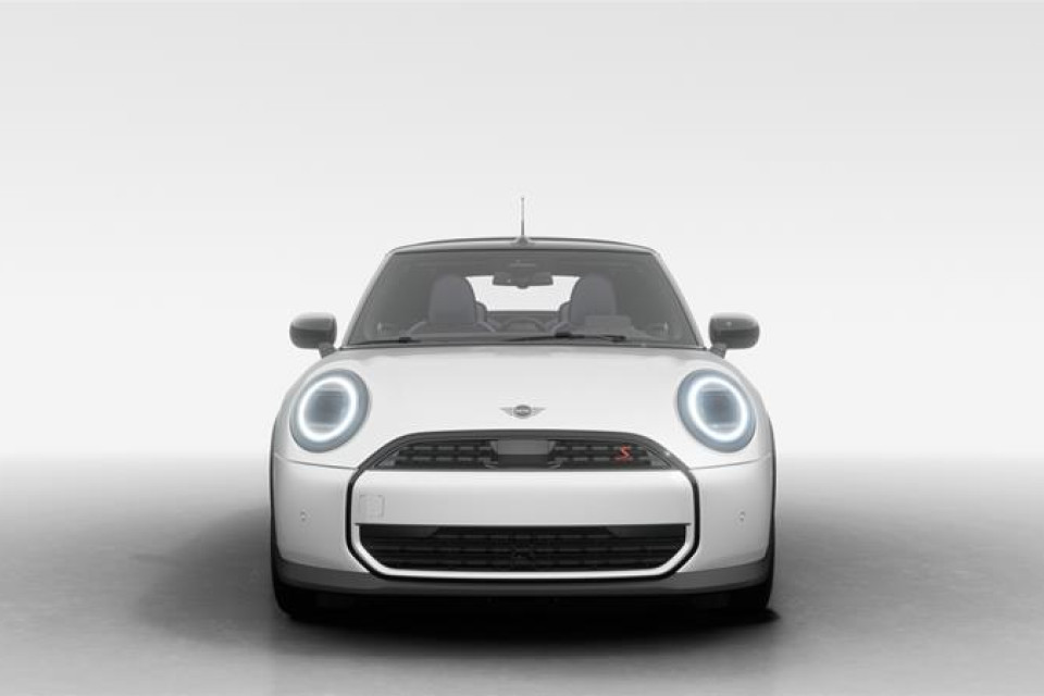 2026 MINI Convertible - Image 5