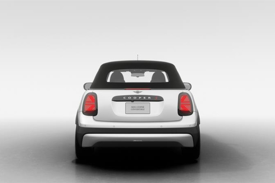 2026 MINI Convertible - Image 6