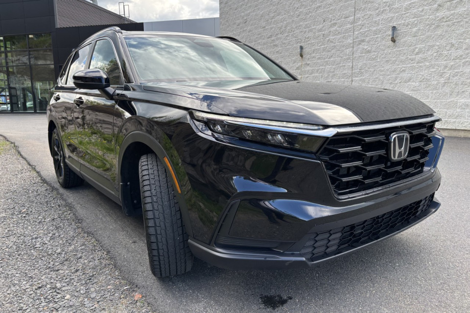 2025 Honda CR-V - Image 9