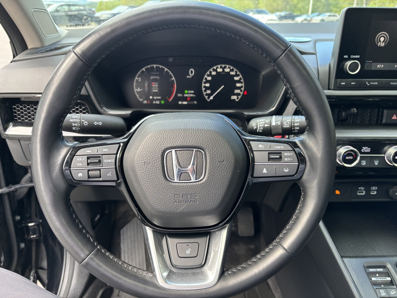 2025 Honda CR-V - Image 15