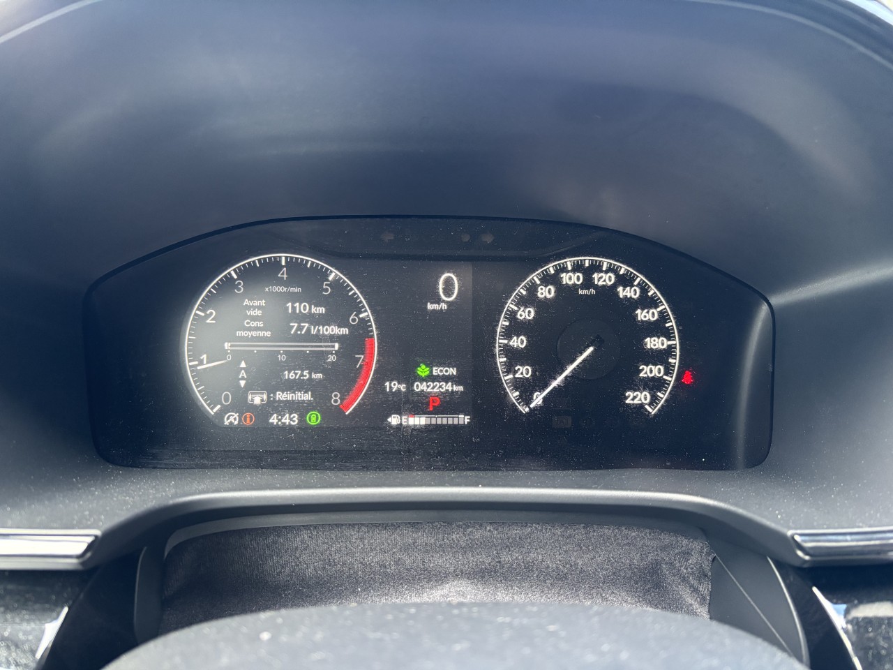 2025 Honda CR-V - Image 17