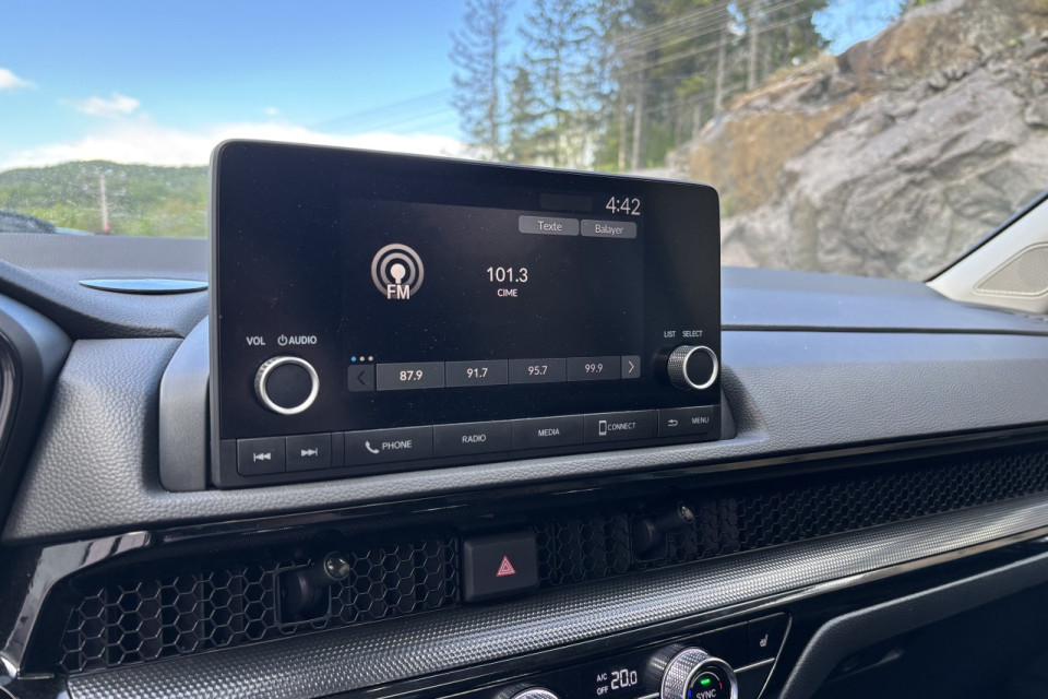 2025 Honda CR-V - Image 19