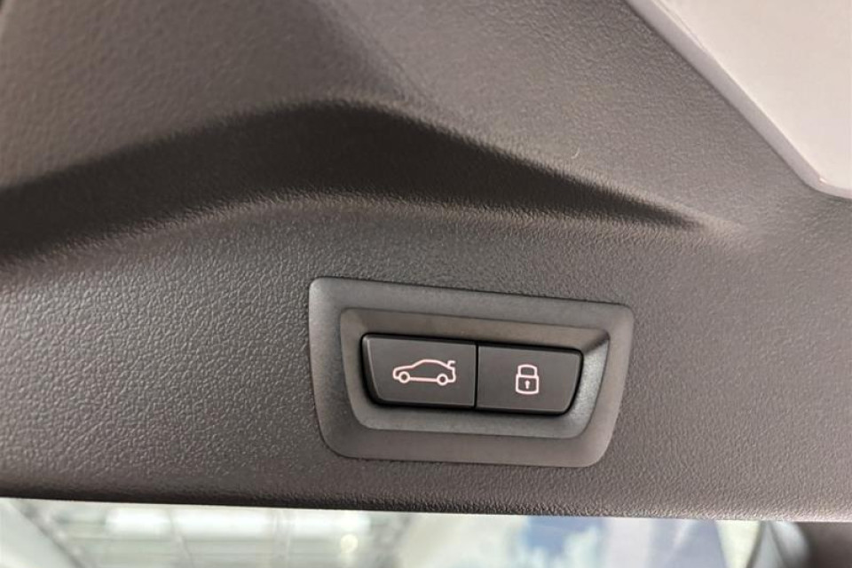 2026 BMW X5 - Image 6