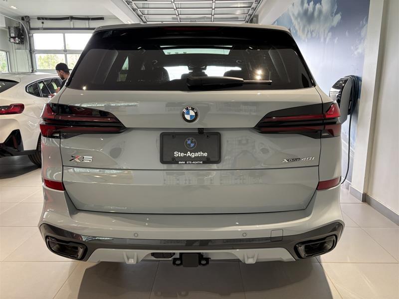 2026 BMW X5 - Image 12