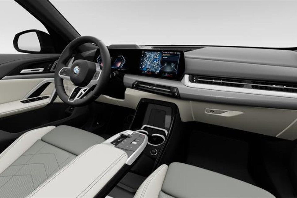 2026 BMW X1 - Image 14