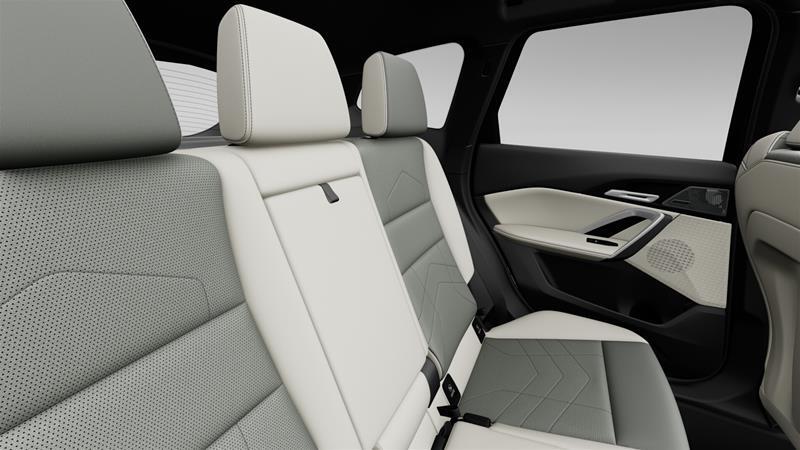 2026 BMW X1 - Image 14