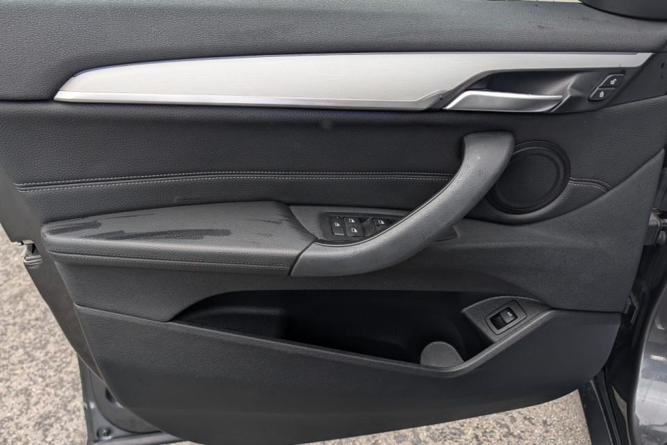 2022 BMW X1 - Image 9