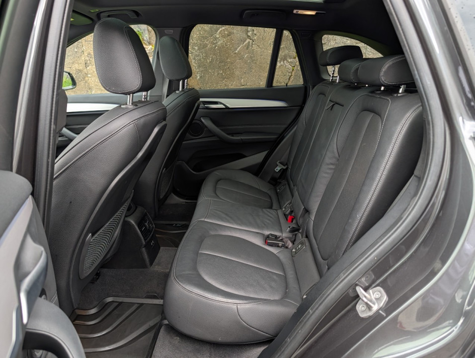 2022 BMW X1 - Image 14
