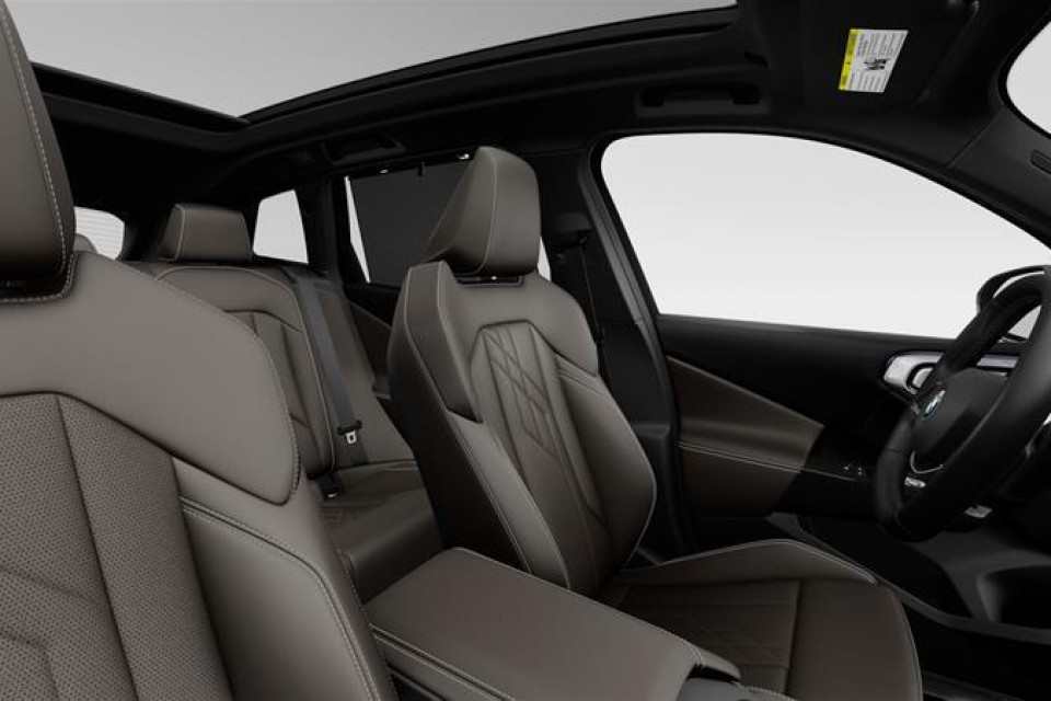 2026 BMW X3 - Image 9