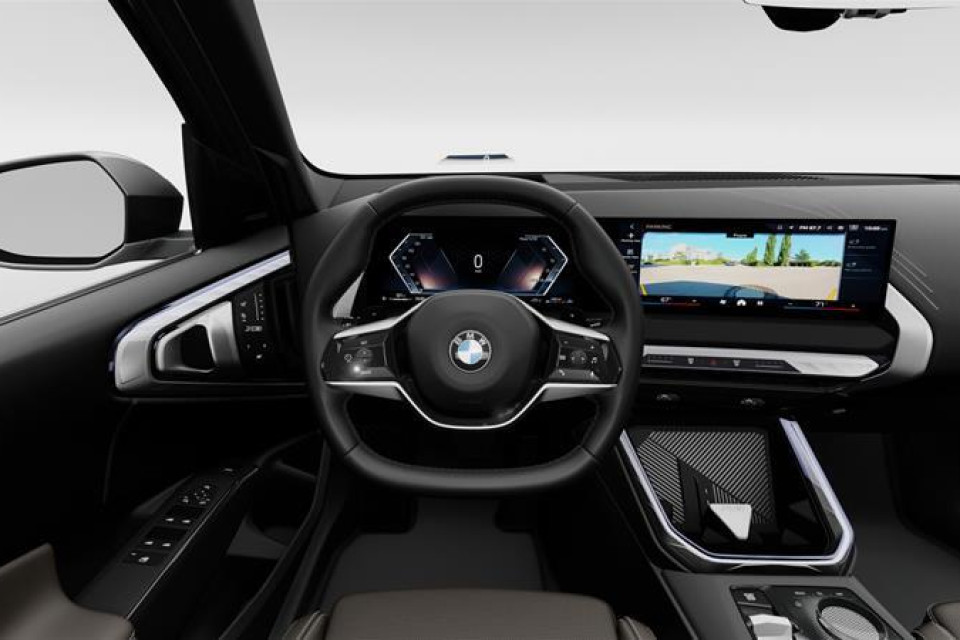 2026 BMW X3 - Image 13