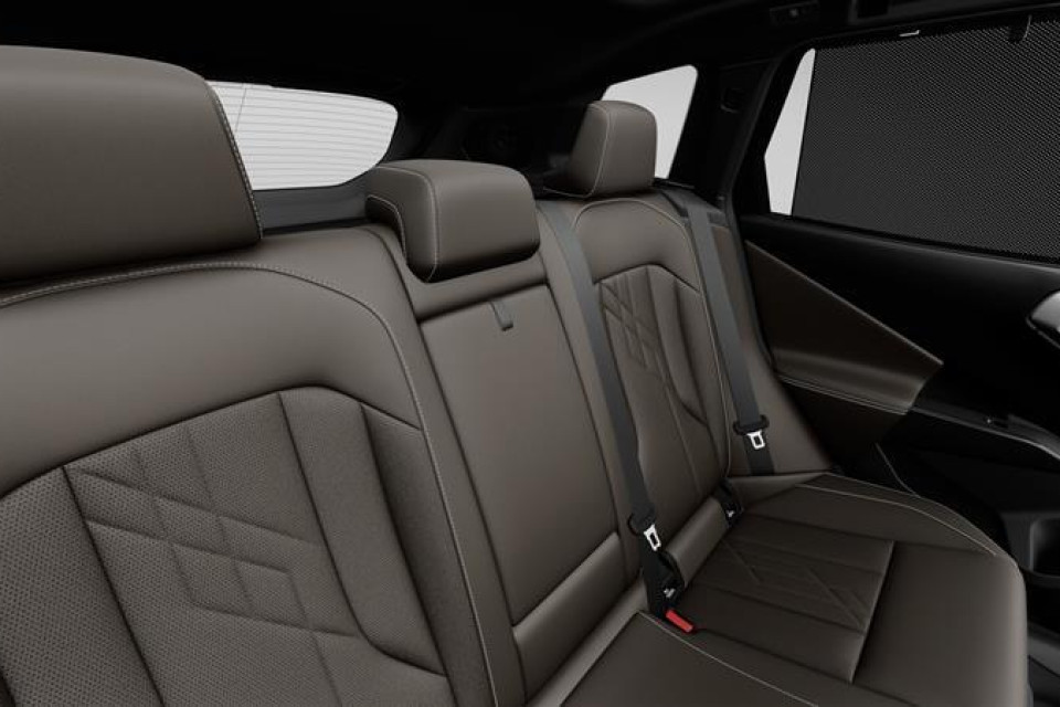 2026 BMW X3 - Image 14