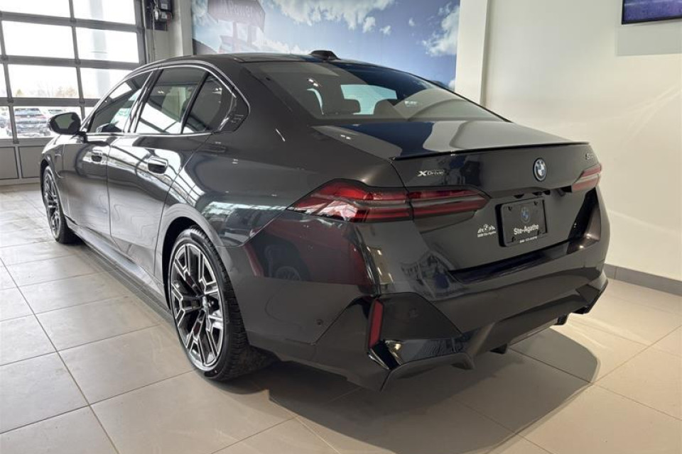 2026 BMW 5 Series - Image 4