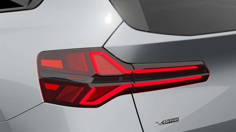 2026 BMW X3 - Image 8