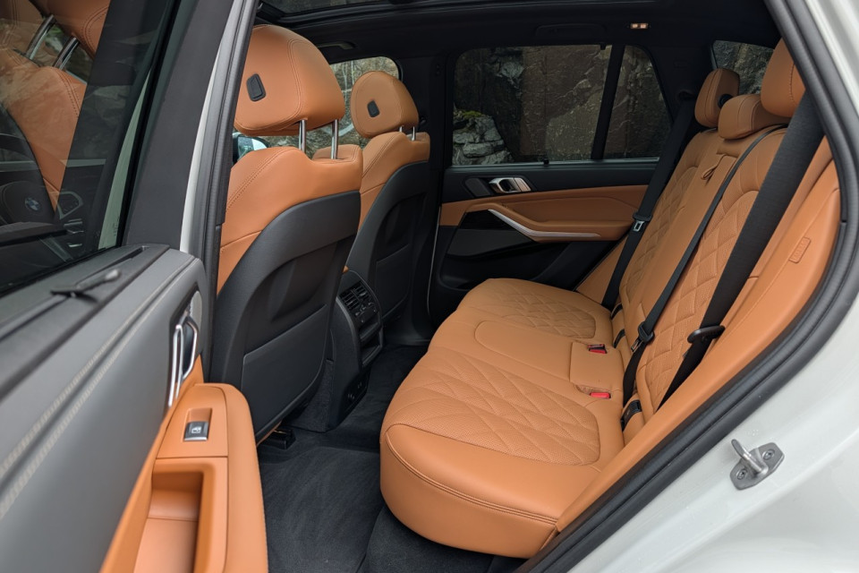 2024 BMW X5 - Image 12