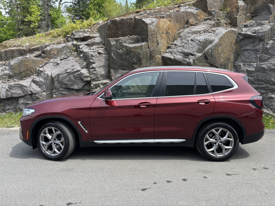 2023 BMW X3 - Image 2